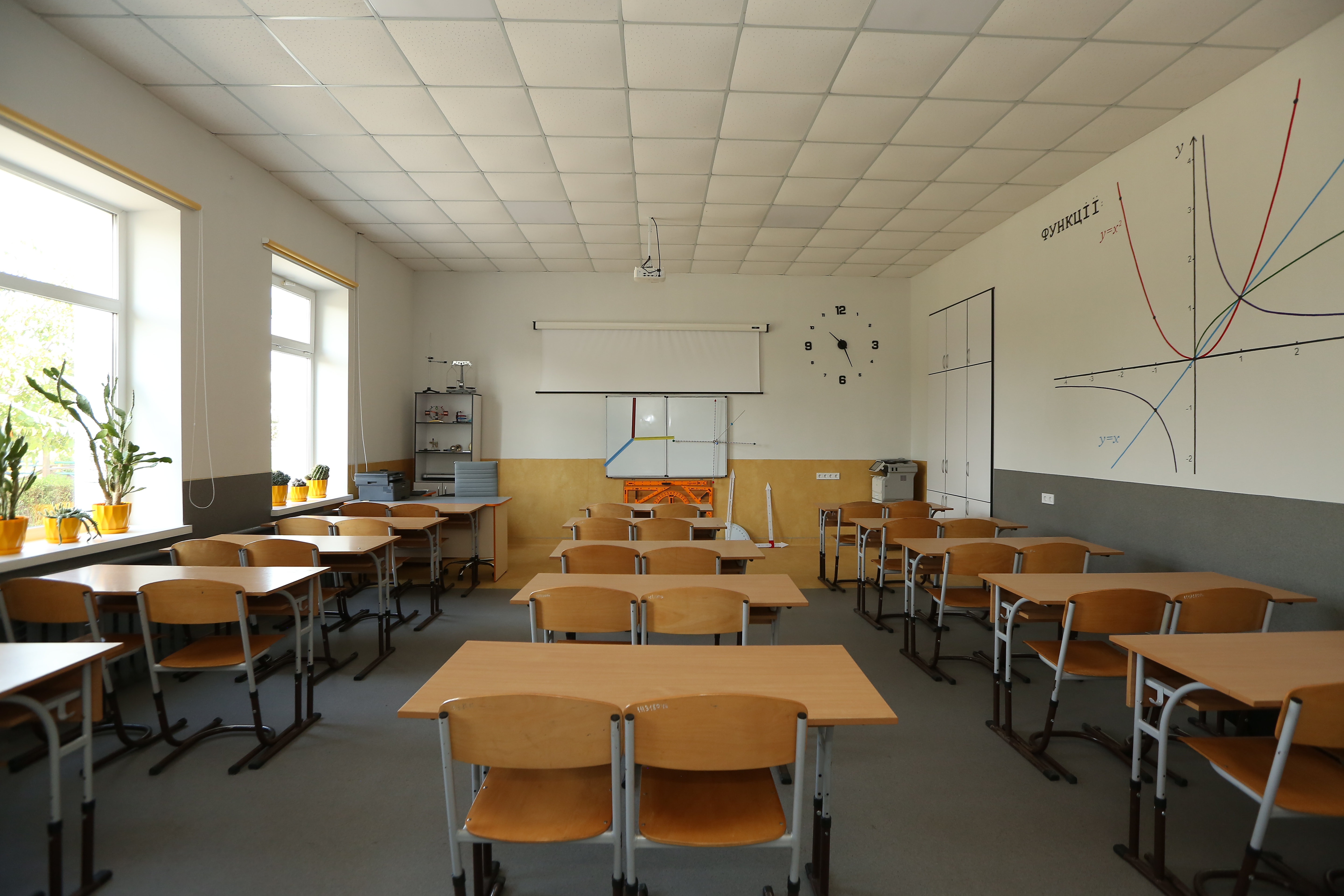 A New STEM Classroom Opened at Novopetrivska Gymnasium as Part of the “STEM: Path to Innovation” Project